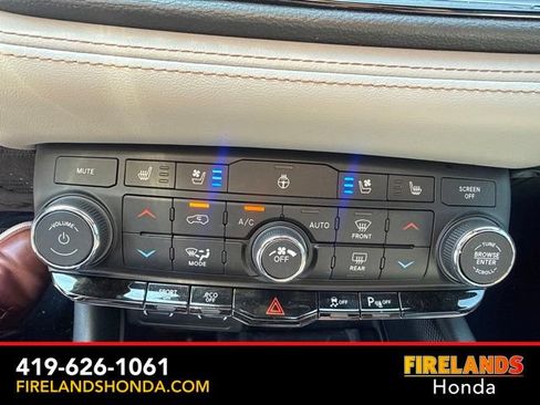 Used 2021 Dodge Durango R/T w/ Blacktop Package AWD/4WD image 16