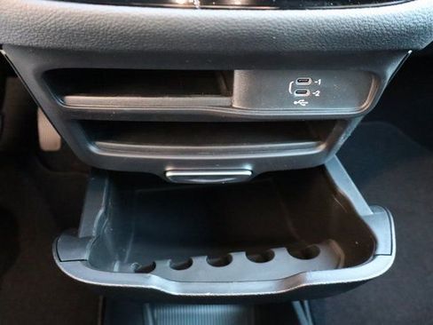 New 2026 Chrysler Pacifica Select w/ S Appearance Package image 22