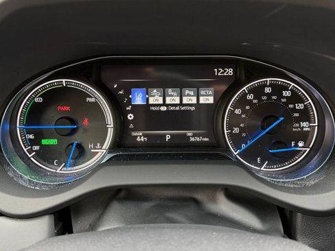 Used 2021 Toyota Venza Limited w/ Advanced Technology Package image 18