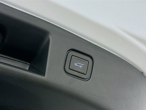 Used 2025 Honda Prologue Touring image 32