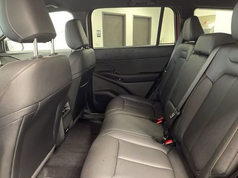 New 2026 Jeep Cherokee Limited AWD/4WD image 21
