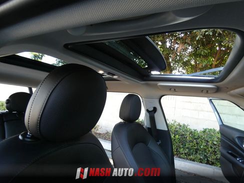 Used 2017 MINI Cooper Clubman FWD image 31