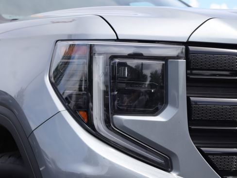 Used 2023 GMC Sierra 1500 Elevation AWD/4WD image 32