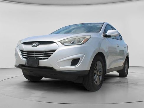 Used 2015 Hyundai Tucson GLS w/ Option Group 02 FWD image 4