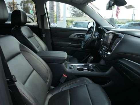 Used 2020 Chevrolet Traverse RS FWD image 28