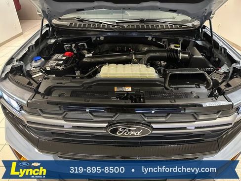 Used 2025 Ford Expedition Tremor image 33