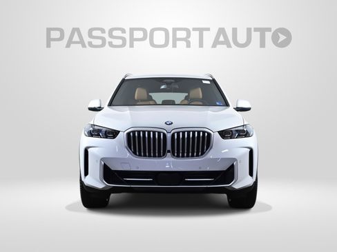 Used 2024 BMW X5 xDrive40i AWD/4WD image 2