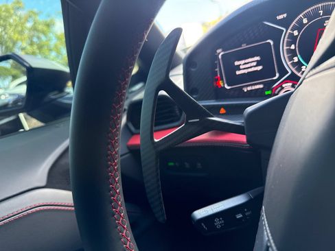 Used 2024 Lamborghini Revuelto AWD/4WD image 29