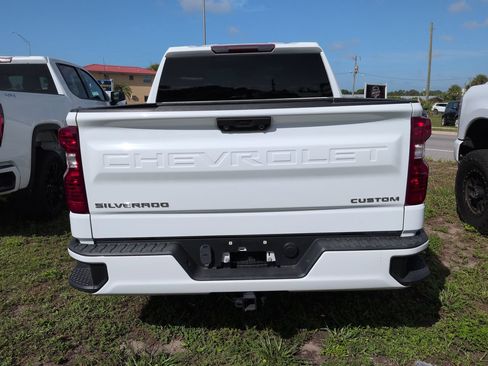 Used 2022 Chevrolet Silverado 1500 Custom RWD image 4