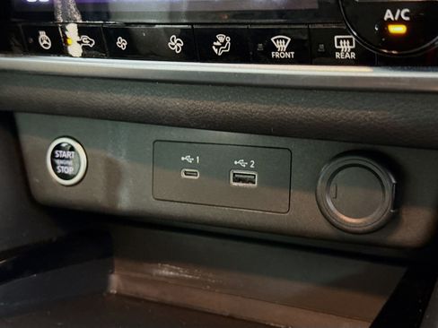 Used 2021 Nissan Rogue SV w/ Premium Package FWD image 41