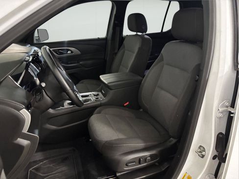Used 2024 Chevrolet Traverse LT FWD image 14