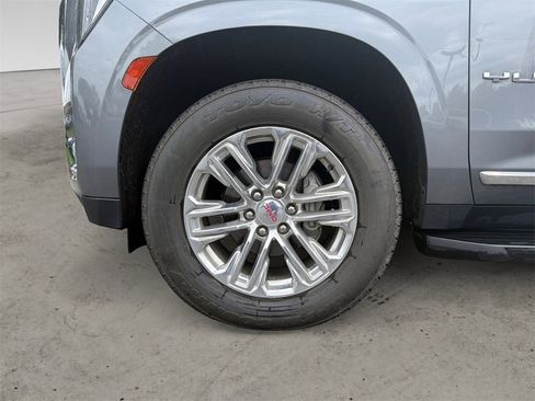 Used 2021 GMC Yukon SLT image 14