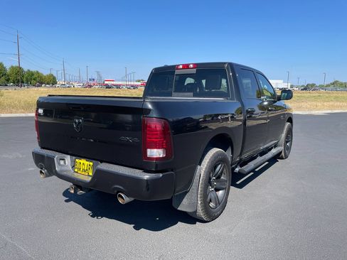 Used 2016 RAM 1500 Sport w/ Black Ram 1500 Sport Group AWD/4WD image 3