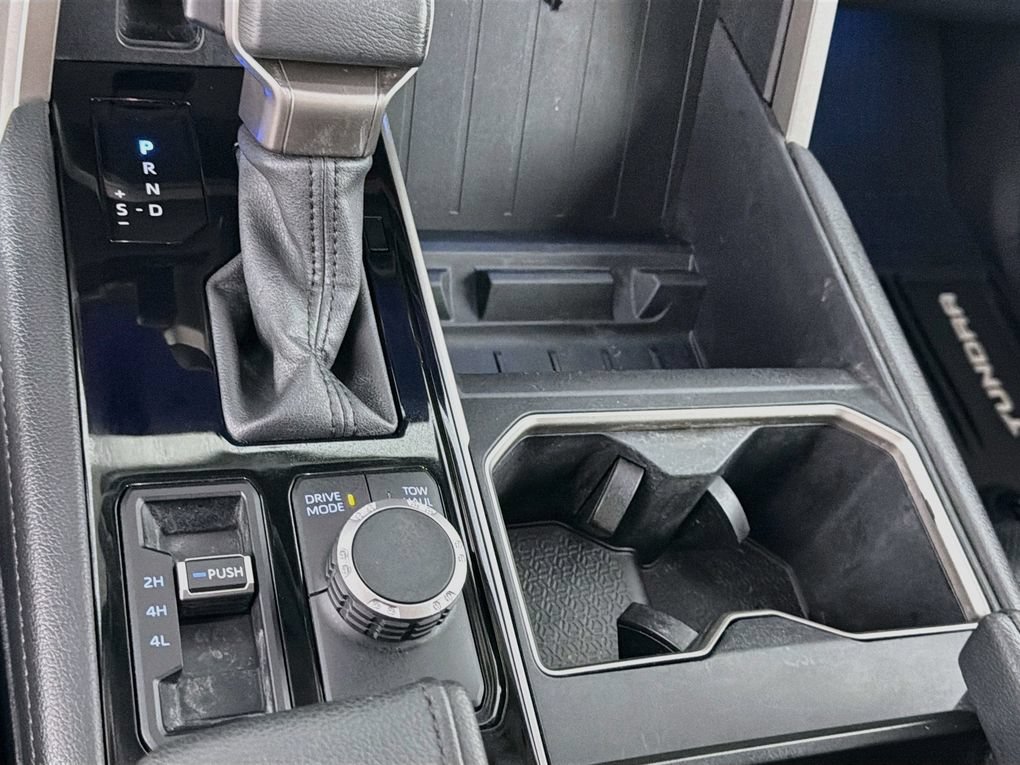 Used 2024 Toyota Tundra Limited AWD/4WD image 22