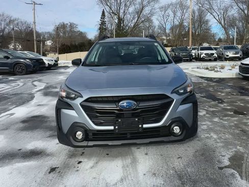 Certified 2023 Subaru Outback image 3