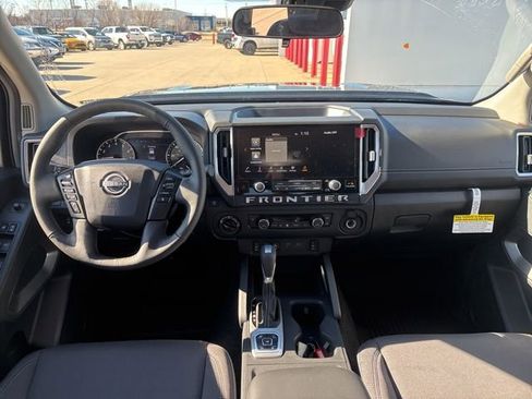 New 2026 Nissan Frontier SV w/ All-Weather Content Package AWD/4WD image 10