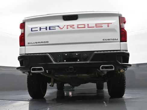 Used 2024 Chevrolet Silverado 1500 Custom Trail Boss AWD/4WD image 23