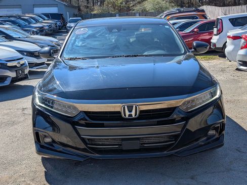 Used 2021 Honda Accord Sport image 2