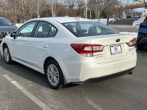 Used 2017 Subaru Impreza 2.0i Premium image 5