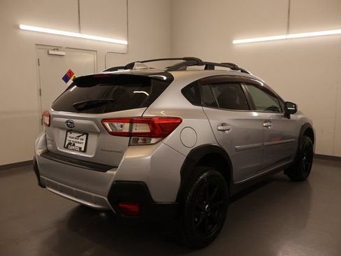 Used 2019 Subaru Crosstrek 2.0i Premium AWD/4WD image 2