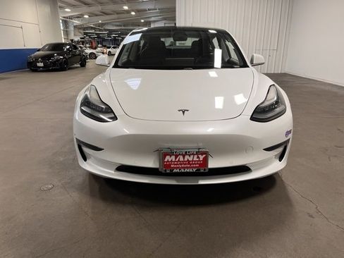 Used 2019 Tesla Model 3 Standard Range Plus image 8