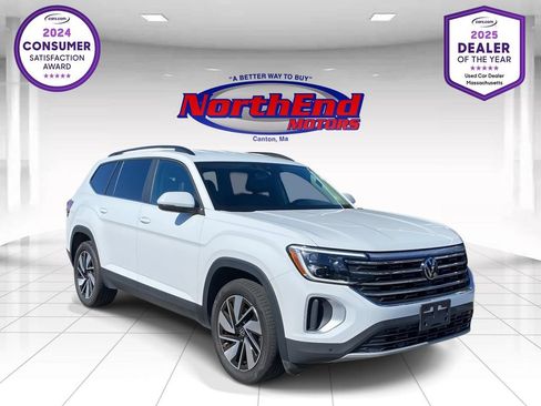 Used 2024 Volkswagen Atlas SE AWD/4WD image 1