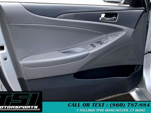 Used 2012 Hyundai Sonata Hybrid FWD image 22
