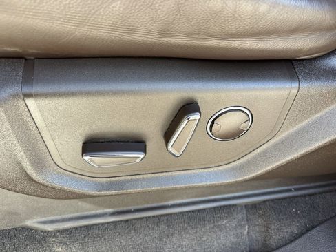 Used 2023 Ford Expedition Max King Ranch image 14