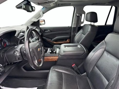Used 2019 Chevrolet Tahoe Premier w/ RST 6.2L Performance Edition AWD/4WD image 14