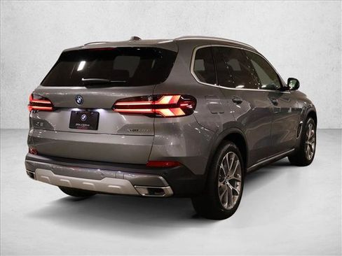 New 2026 BMW X5 xDrive50e AWD/4WD image 2