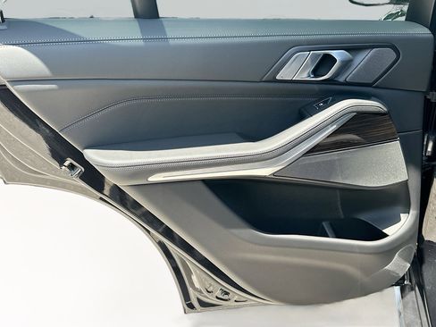 Certified 2025 BMW X5 xDrive40i image 28