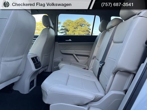 Used 2022 Volkswagen Atlas SE w/ Panoramic Sunroof Package image 31