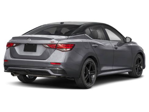 Used 2024 Nissan Sentra SR FWD image 2