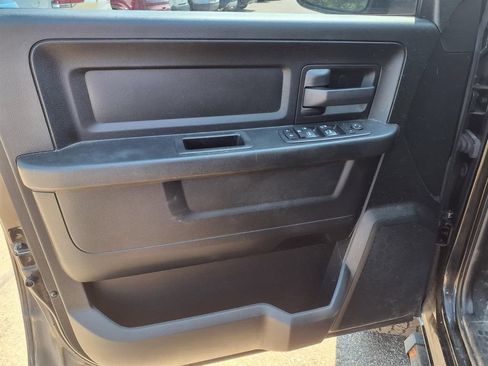 Used 2019 RAM 1500 Express w/ Wheel & Sound Group AWD/4WD image 17