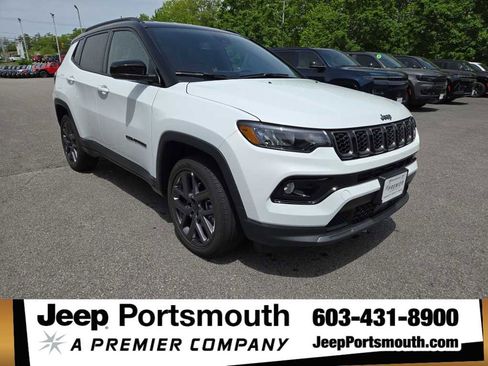 Used 2026 Jeep Compass Limited AWD/4WD image 1