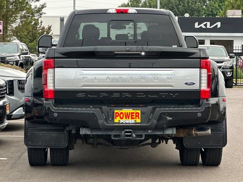 Used 2019 Ford F450 Platinum w/ Platinum Ultimate Package AWD/4WD image 5