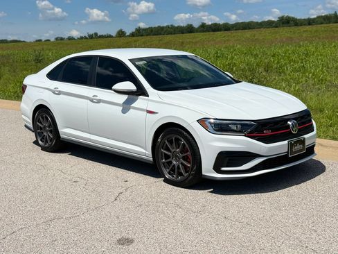 Used 2019 Volkswagen Jetta GLI FWD image 37