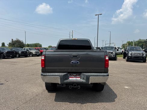 Used 2016 Ford F250 XLT AWD/4WD image 4