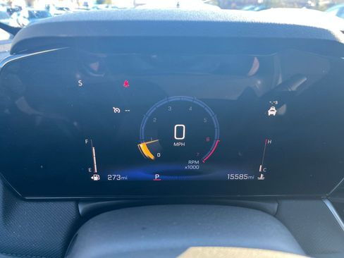 Used 2025 Chevrolet TrailBlazer LT image 34