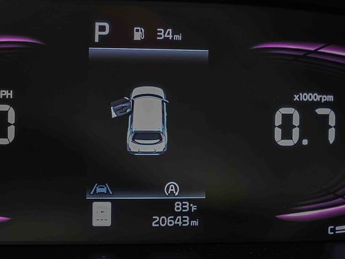Certified 2025 Kia Soul LX w/ LX Technology Package FWD image 28