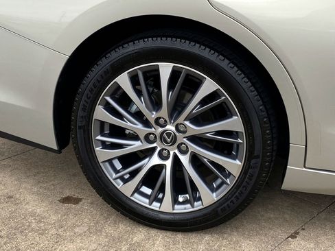 Used 2020 Lexus ES 350 w/ Premium Package image 8