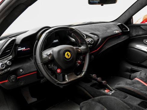 Used 2020 Ferrari 488 Pista Coupe RWD image 5