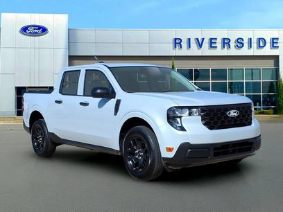 Certified 2025 Ford Maverick XL