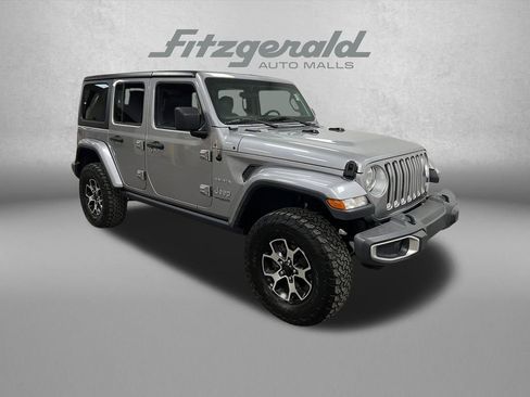 Used 2018 Jeep Wrangler Unlimited Sahara image 1