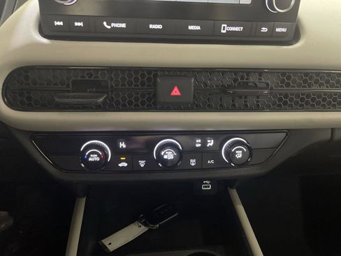 Certified 2023 Honda HR-V LX image 18