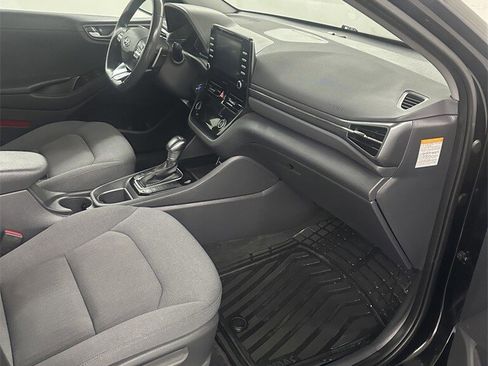 Used 2020 Hyundai Ioniq SEL image 31