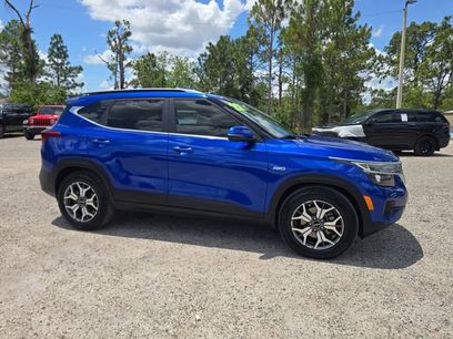 Used 2022 Kia Seltos EX