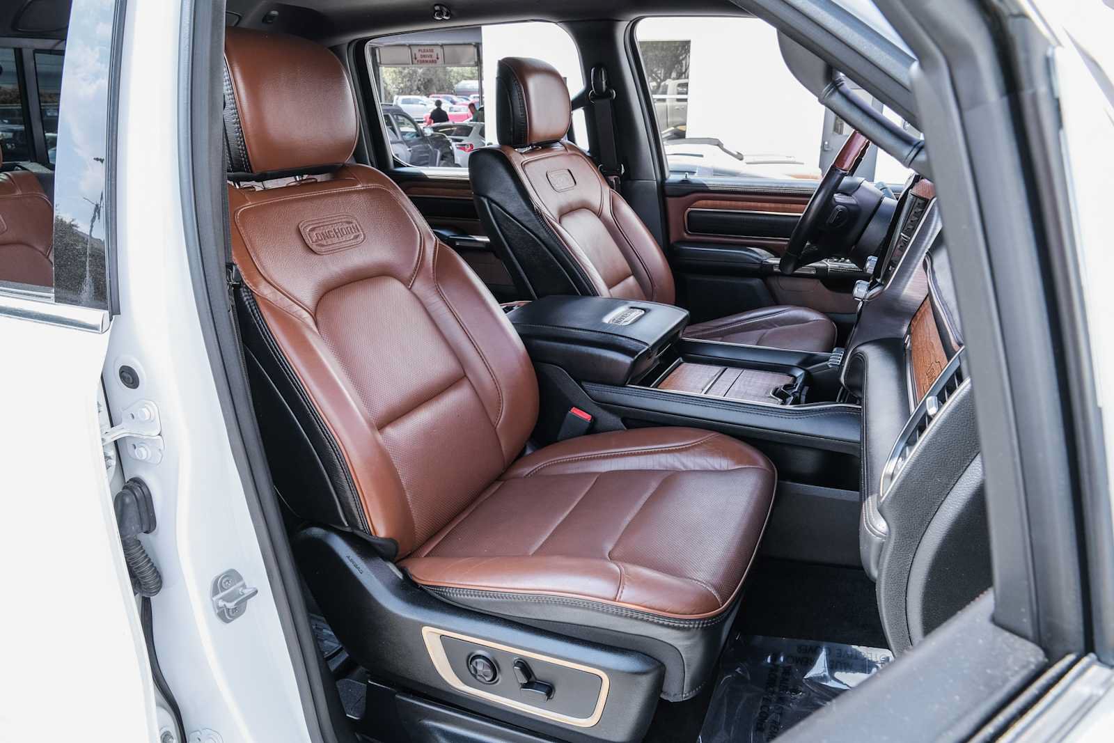 Used 2020 RAM 1500 Limited AWD/4WD image 30