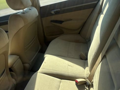 Used 2006 Honda Civic Hybrid Sedan image 25