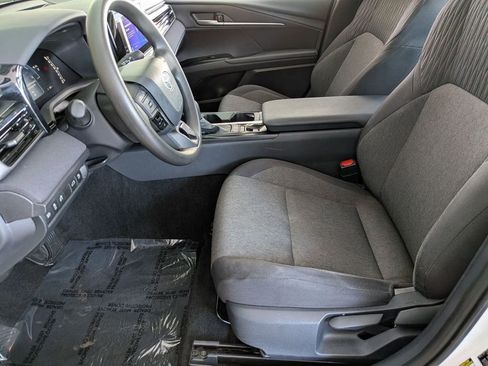 Used 2025 Toyota Camry LE image 20